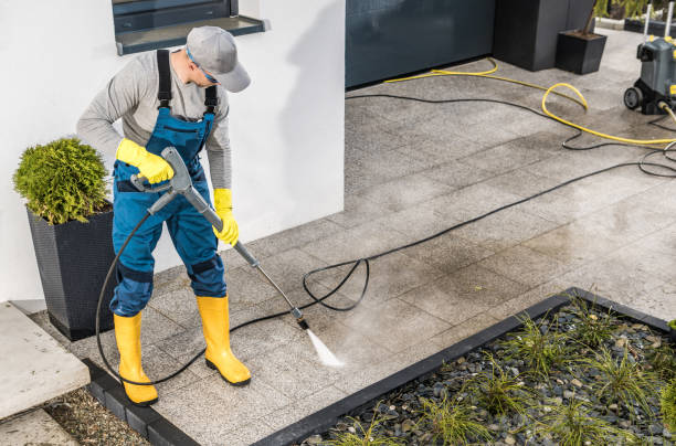 Best Garage Pressure Washing  in Oak Ridge North, TX